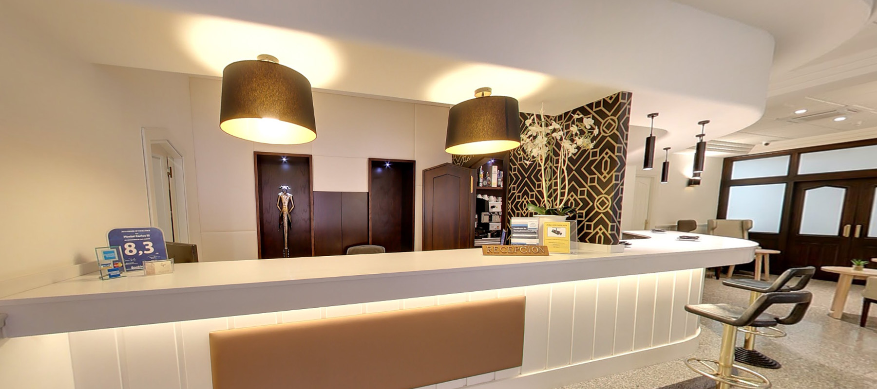 Hostal Carlos III  header